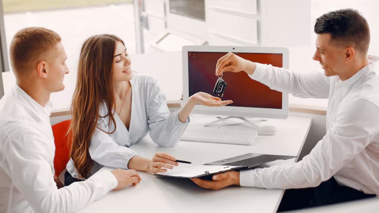 AI in Insurance Sales and Renewals Revolutionizing the Industry