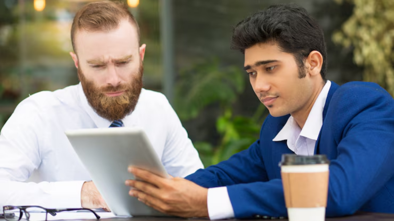 Smart Rebuttal Suggestions Using NLP Models: Revolutionizing Conversations with AI